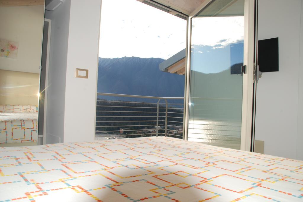 Residenza Simona Apartment Mezzegra Phòng bức ảnh