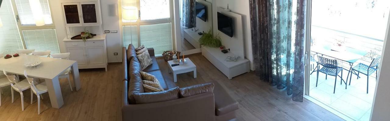 Residenza Simona Apartment Mezzegra Ngoại thất bức ảnh